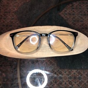Bluelight reflecting nonprescription lens glasses
